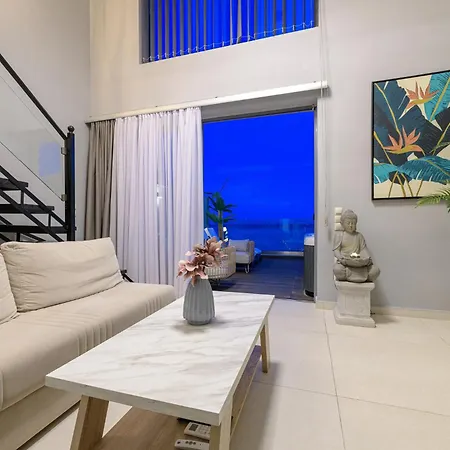 Pearl Luxury Living Apartament *
