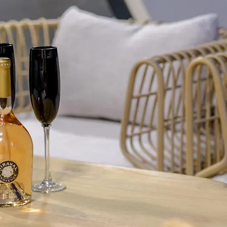 Pearl Luxury Living Apartament