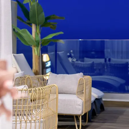 Apartament Pearl Luxury Living *