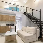 Pearl Luxury Living Apartament *