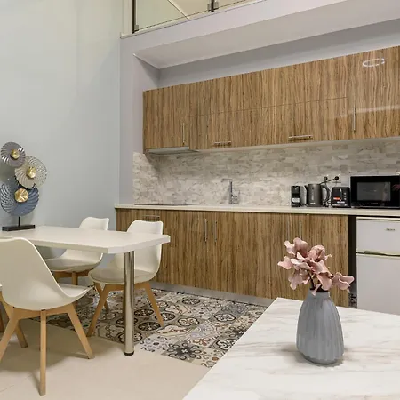 Pearl Luxury Living Λαγανάς