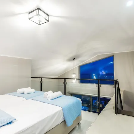 Pearl Luxury Living Apartment Laganas