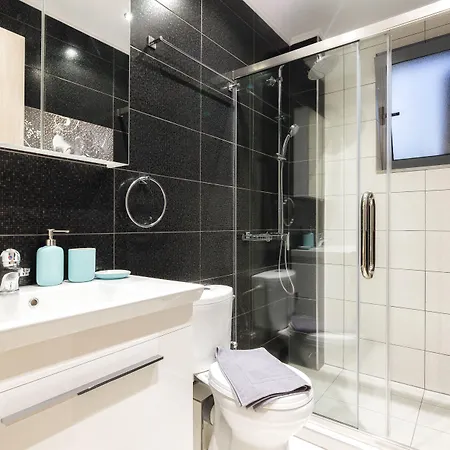Pearl Luxury Living *