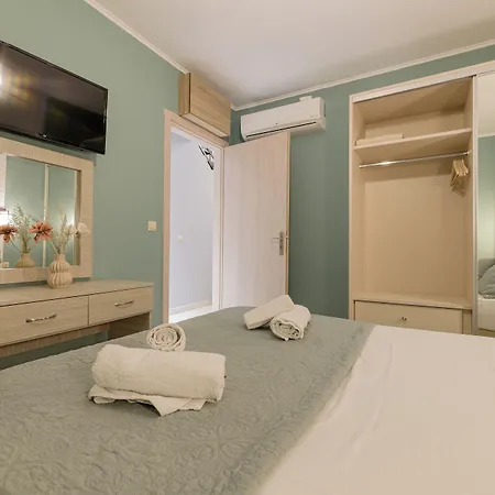 Pearl Luxury Living * Laganas