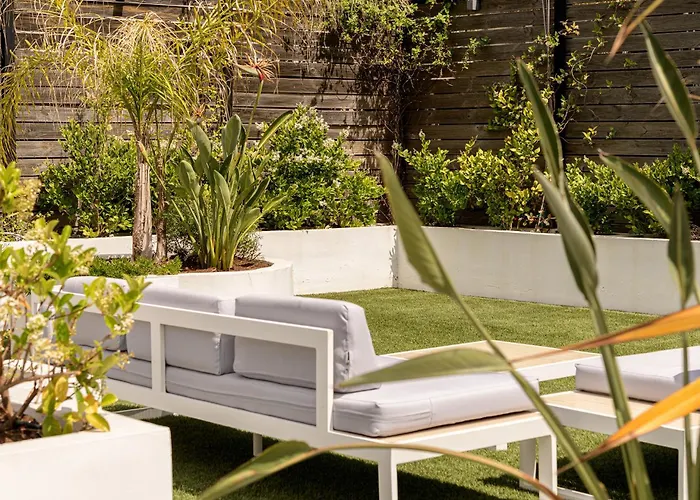 Pearl Luxury Living *