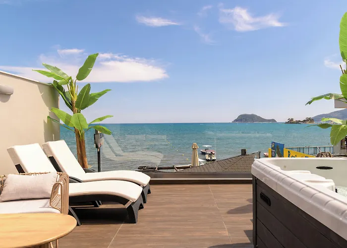 Pearl Luxury Living Apartment Laganas